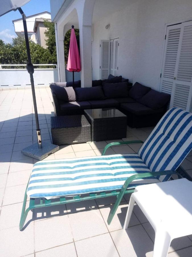 Apartmani Ketryn Crikvenica Exterior photo